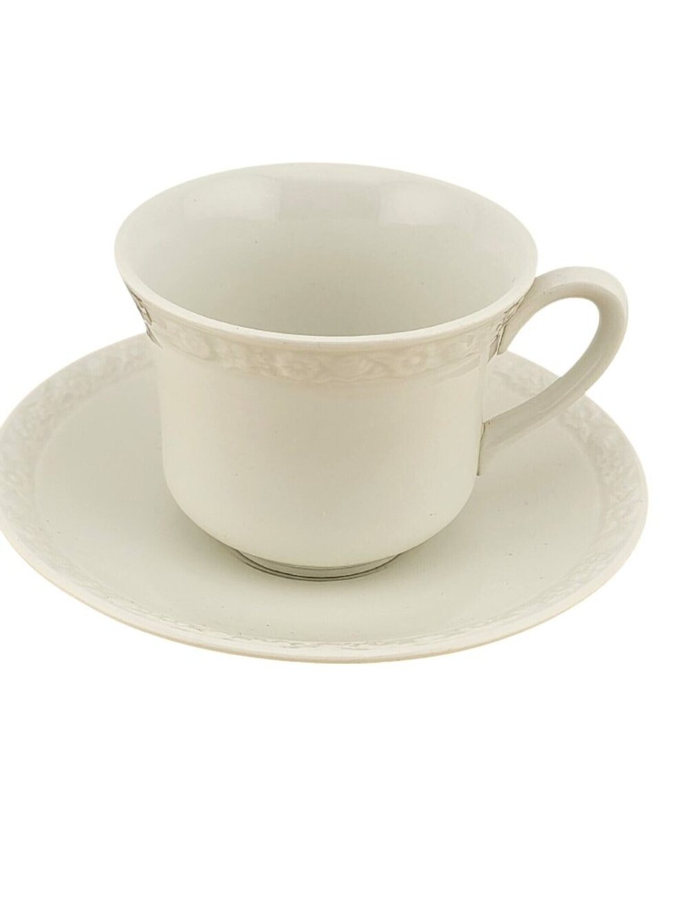 Wedgewood Hedge Rose Tea Cup Saucer 2.75" England white embossed romantic floral
